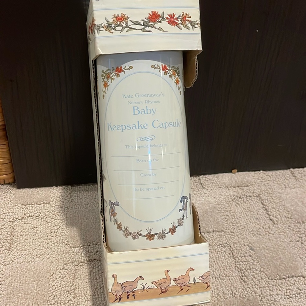 Baby keepsake capsule brand new